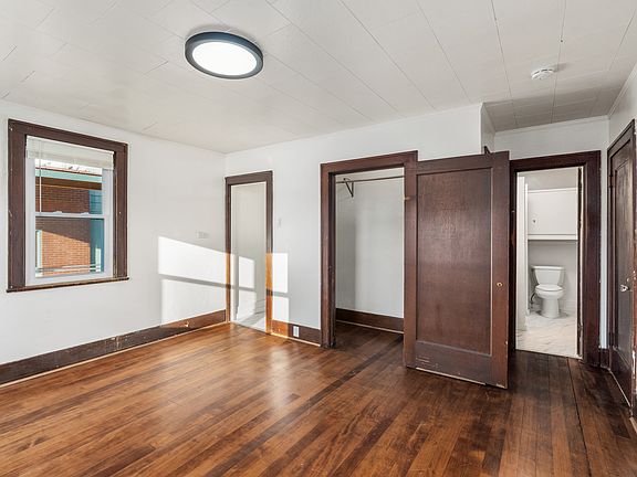 3rd image of 112 E 1st St #102