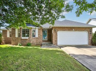 3948 W Edgewood St, Springfield, MO 65807