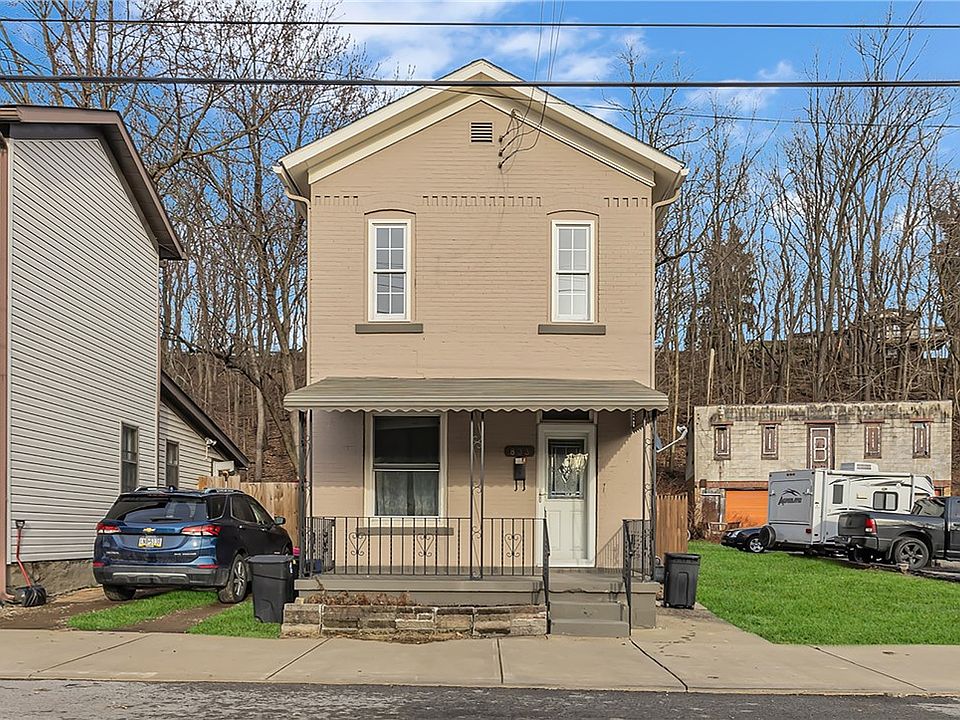 1st image of 833 11th Ave