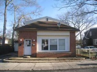 160 E Wyoming Ave, Absecon, NJ 08201