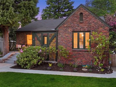 7550 21st Avenue NE, Seattle, WA, 98115