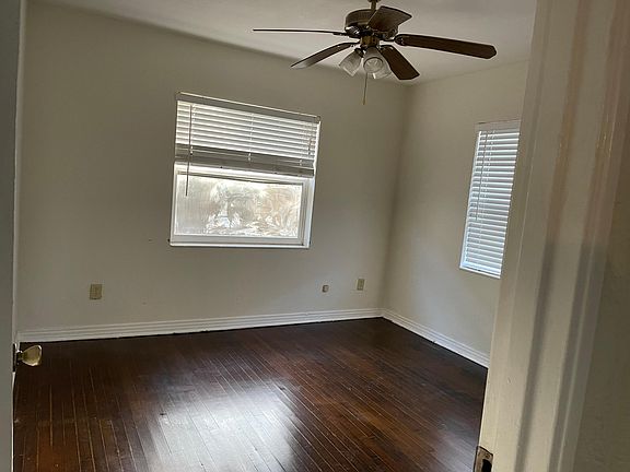 5th image of 3137 North Blvd