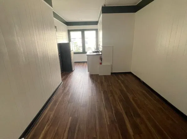 1126 3rd Ave APT 4, Honolulu, HI 96816