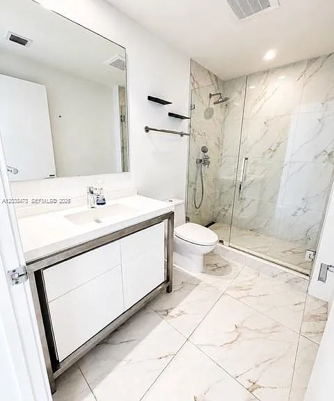 2000 Metropica Way #304 — Photo 32