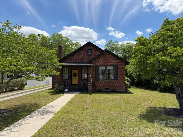 116 Marion St, Clover, SC 29710
