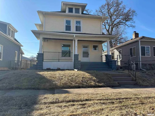 1520 26th St, Rock Island, IL 61201