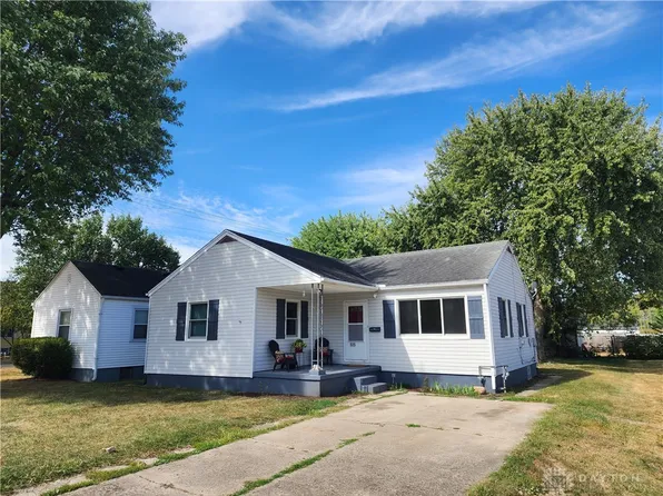 525 S Main St, Miamisburg, OH 45342
