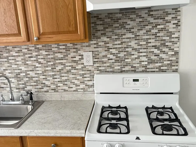 925 W Lindley Ave #2 — Photo 8