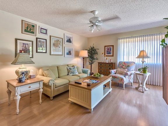 4th image of 17463 Plaza Abierto Unit 27