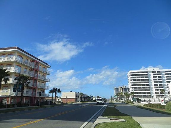 5th image of 3743 S Atlantic Ave Unit 4D00