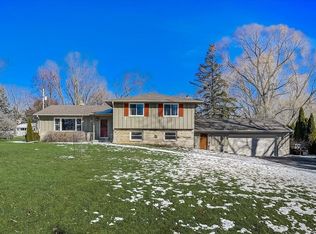 1780 Whitemont Dr, Brookfield, WI 53045