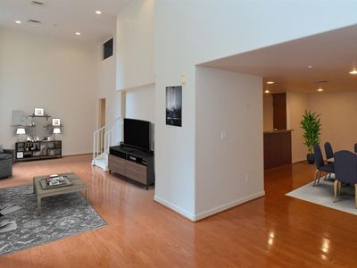 914 Main St UNIT 1104, Houston, TX, 77002