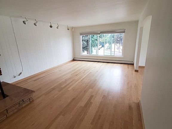 5th image of 4303 24th St #1