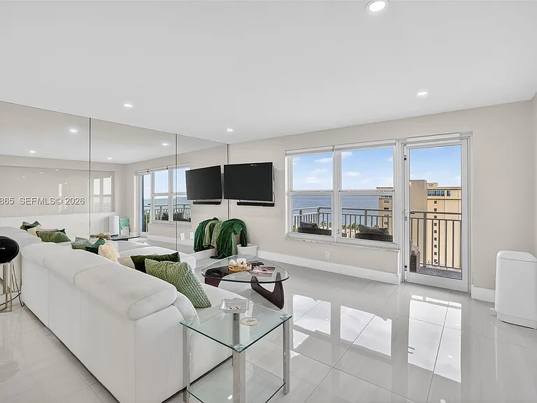 3000 E Sunrise Blvd #14C — Photo 12