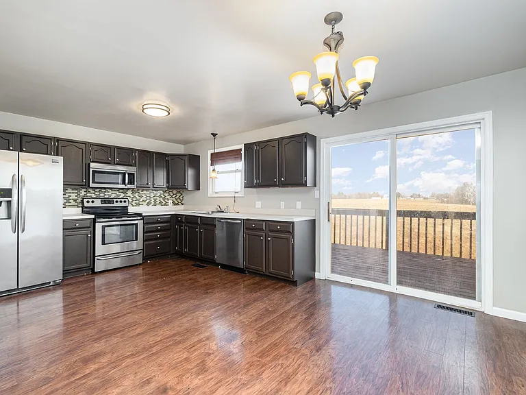 263 Chartwood Dr — Photo 6