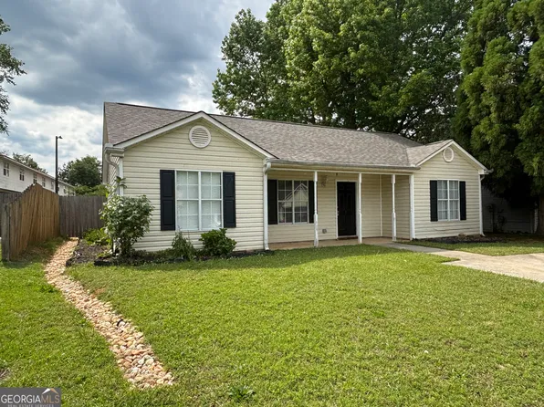 286 Courtyard Cir, Winder, GA 30680