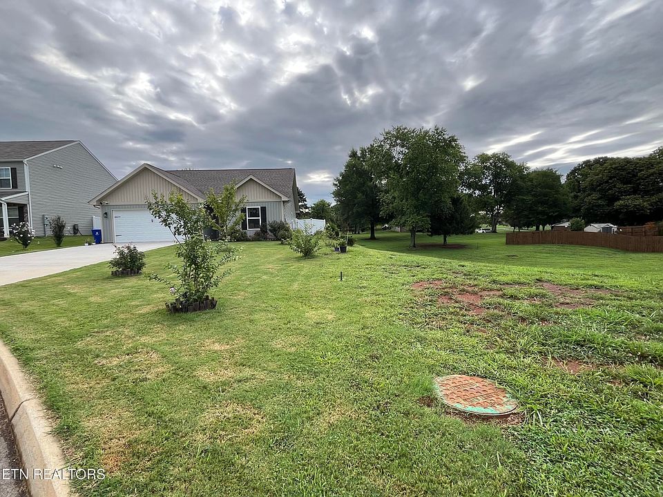 1st image of 1055 Evan Ct