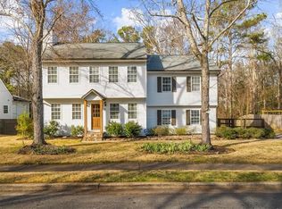 240 Park Bridge Ln, Roswell, GA 30075