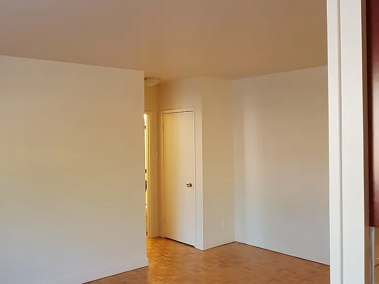304 Stradbrook Ave #11 — Photo 8