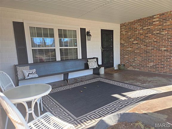 5th image of 1646 Westwood Dr