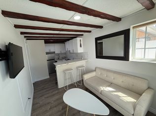 7820 Kenyon Ave, Los Angeles, CA 90045