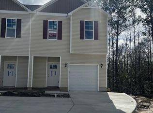 255 Shallowbag Bay Ln, Jacksonville, NC 28546