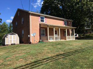 17 E Tolna Rd, Shrewsbury, PA 17361