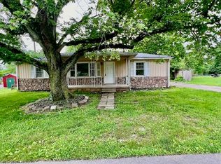 1135 1st St, Robards, KY 42452