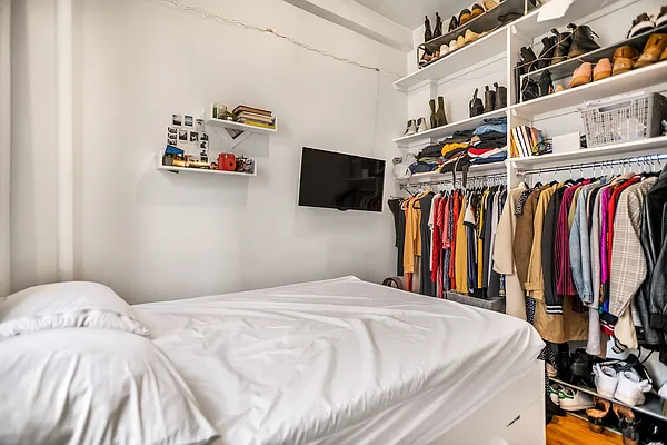 Rented by Compass | media 8