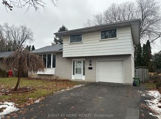 82 Queen Mary Rd, Kingston, ON K7M2A5