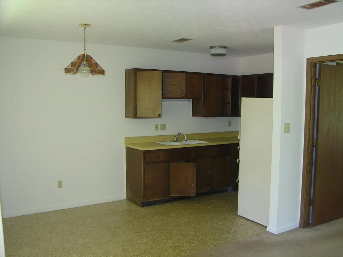 Building Photo - 910 Splendor Rd #2