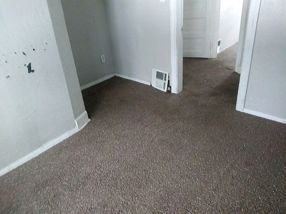 5th image of 133 S Pierpont Ave