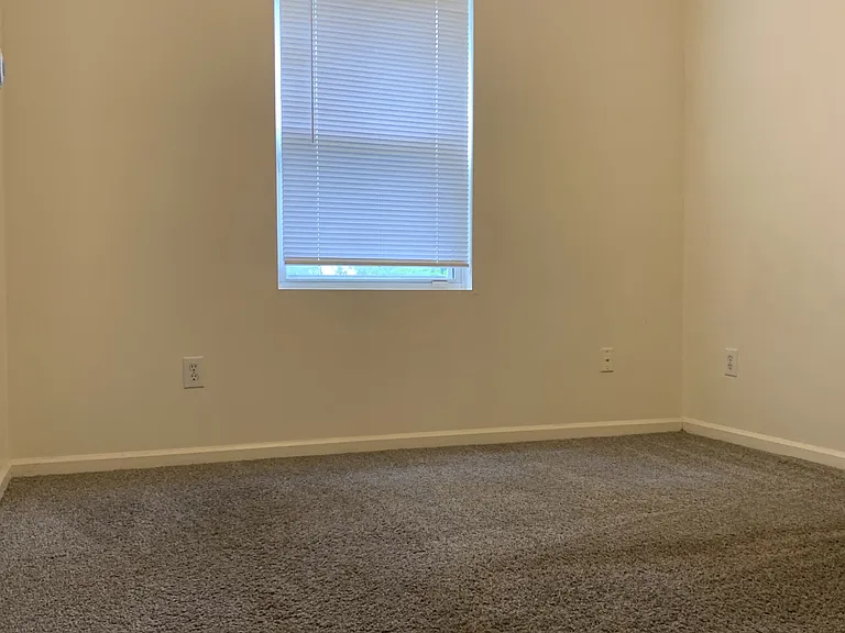 1278 S Hayne St #109-B — Photo 8
