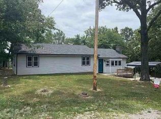 92 Helms St, Camdenton, MO 65020