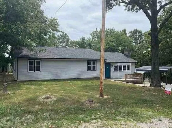 92 Helms St, Camdenton, MO 65020
