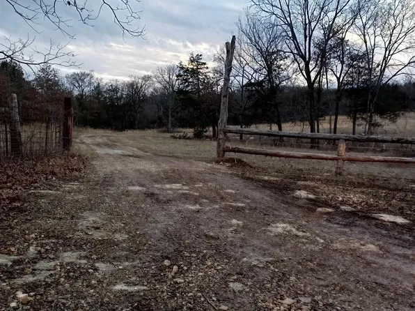 Mill Creek Rd, Poughkeepsie, AR 72569