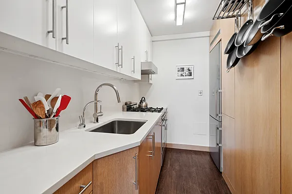 Rented by Douglas Elliman | media 8