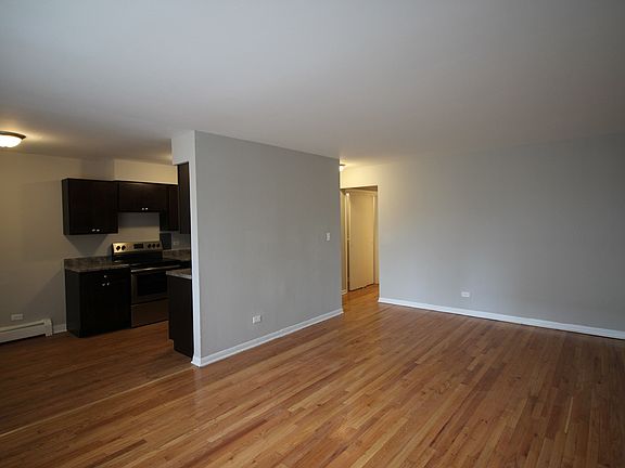 5th image of 1642-1644 W Morse Ave #2W