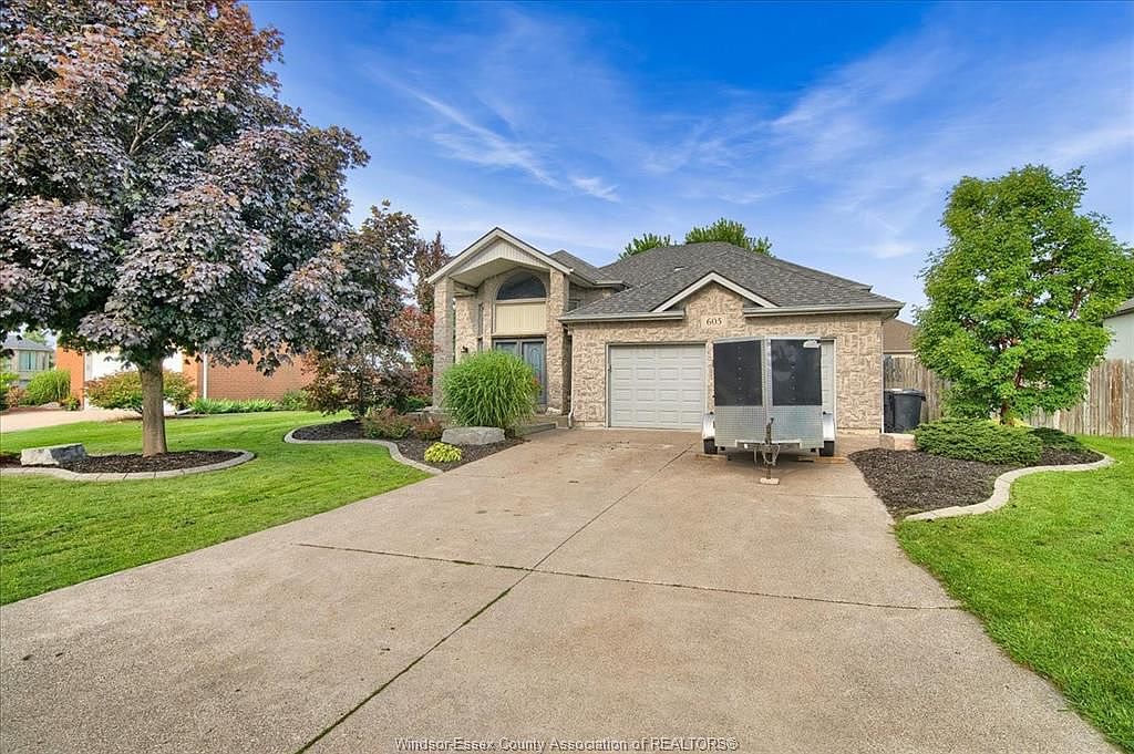 605 Woodridge Dr, Tecumseh, ON N8N 4V6 Zillow