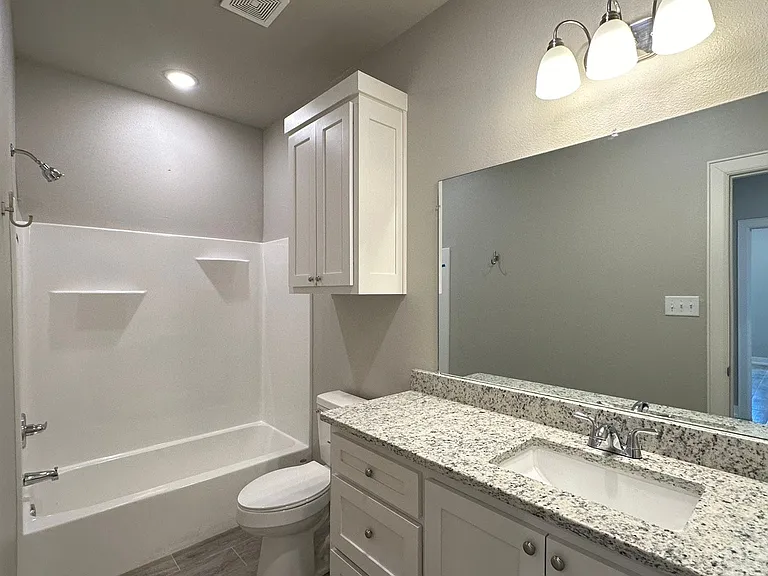 205 Lindsey Ln — Photo 14