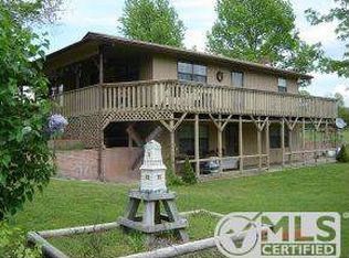 2913 Lucy Ln, Seneca, MO 64865