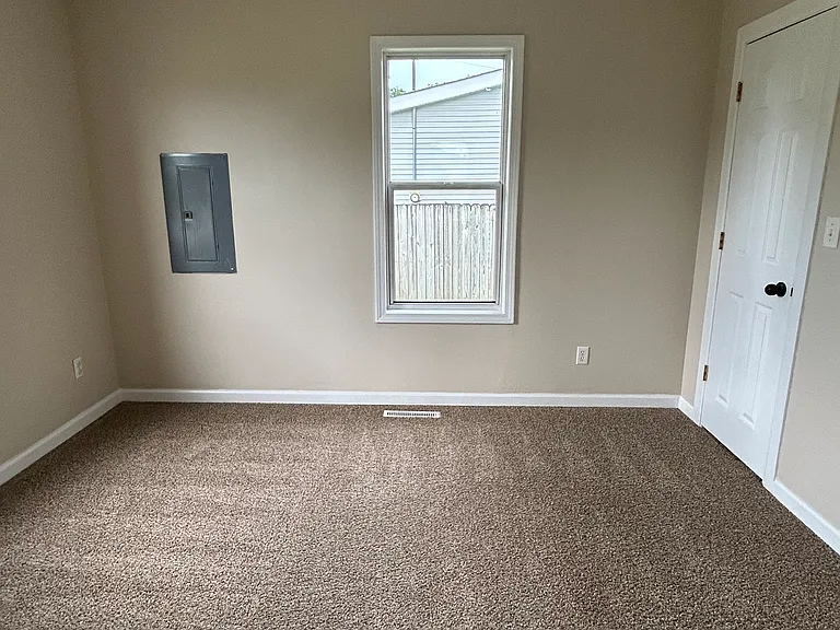 846 E Dunham Ave — Photo 9