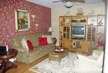 2nd image of 164 Walter St