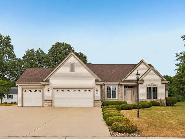 2509 Michele LANE, East Troy, WI 53120