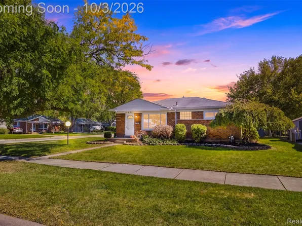 556 Henry Ruff Rd, Garden City, MI 48135