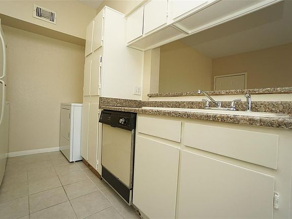 5th image of 2626 Holly Hall St APT 405