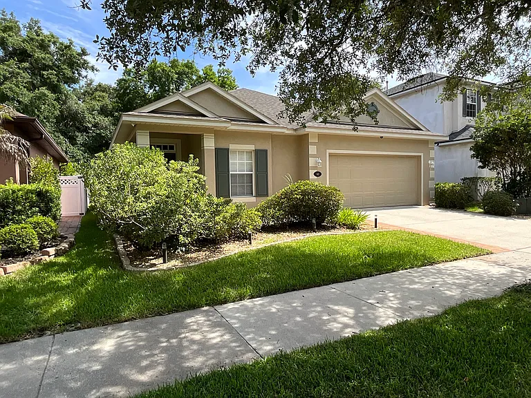 613 Ravenshill Way — Photo 2