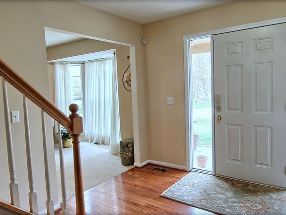 3rd image of 6035 Petros Dr