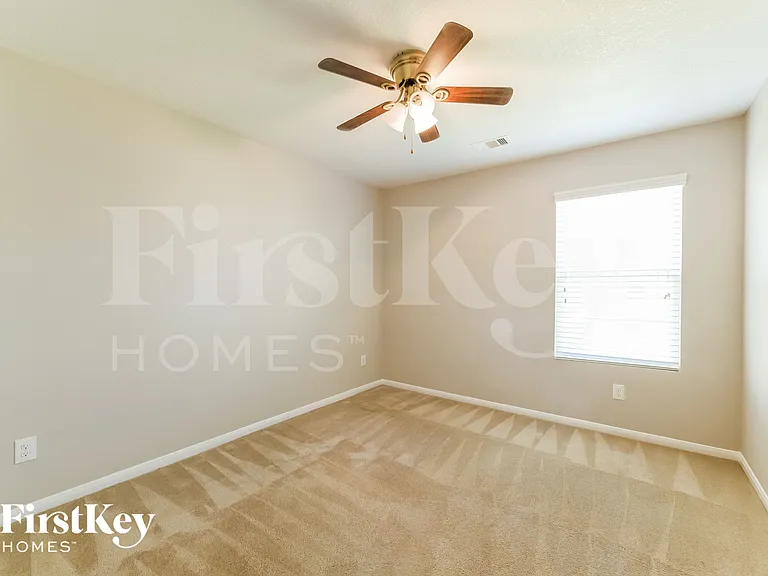9909 Hyacinth Way — Photo 12