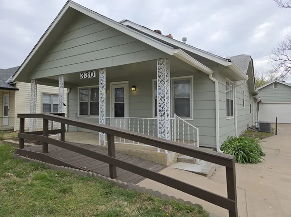 330 S All Hallows Ave, Wichita, KS 67213